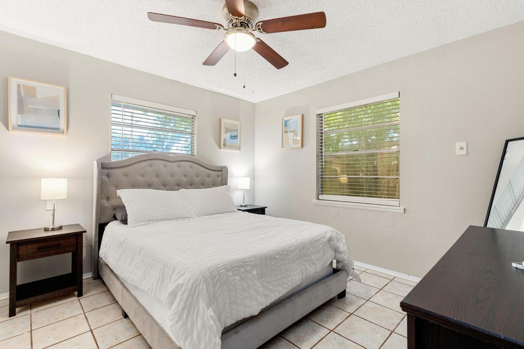 סן אנטוניו Cozy 3 Bedroom With Hot Tub 2 Min Away From Lackland מראה חיצוני תמונה