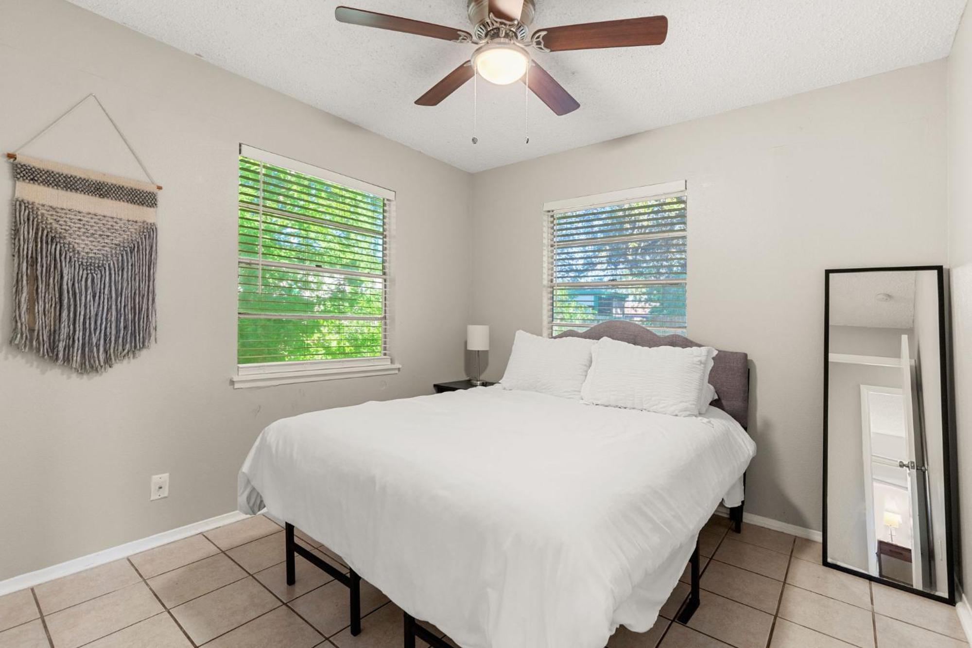 סן אנטוניו Cozy 3 Bedroom With Hot Tub 2 Min Away From Lackland מראה חיצוני תמונה