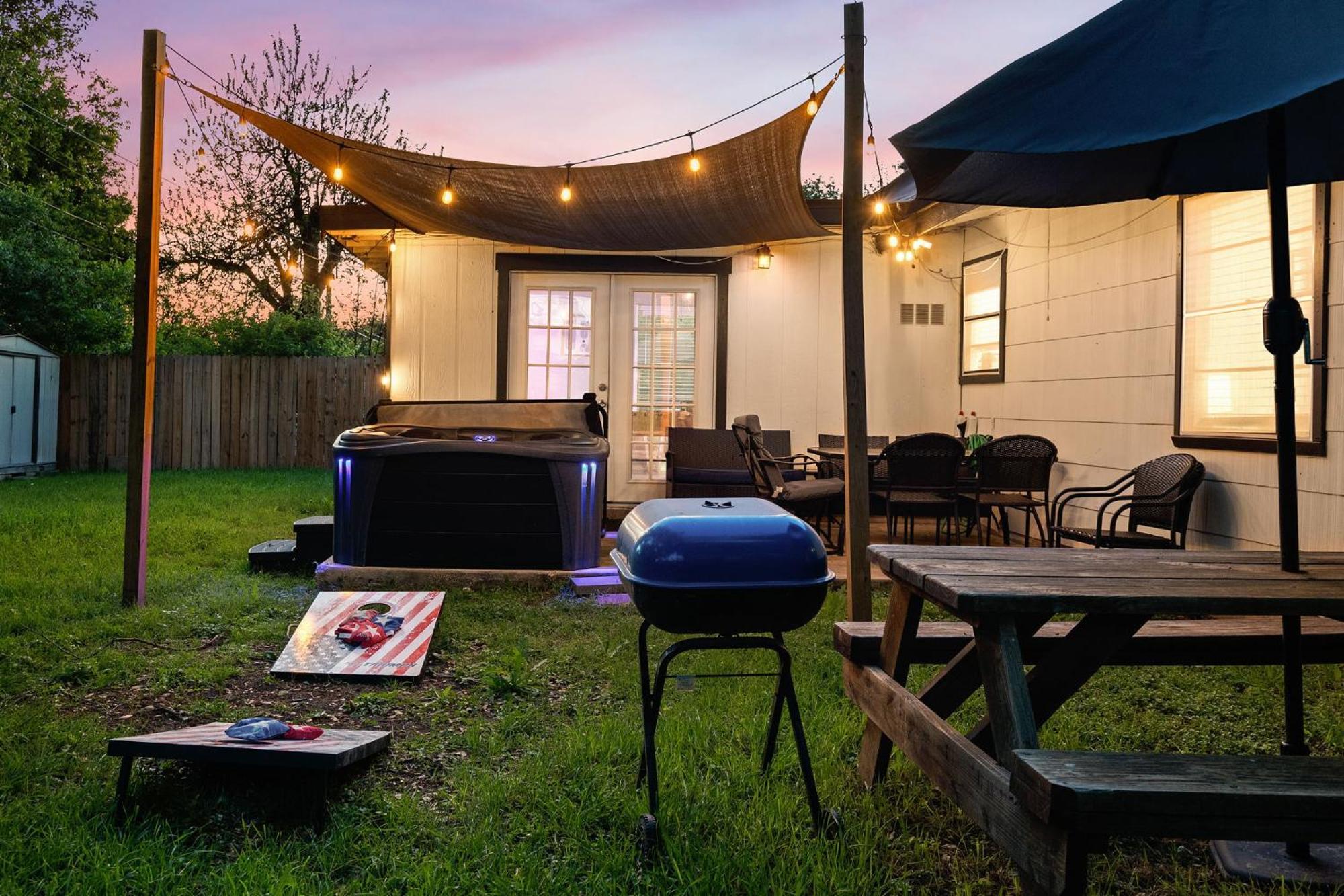 סן אנטוניו Cozy 3 Bedroom With Hot Tub 2 Min Away From Lackland מראה חיצוני תמונה