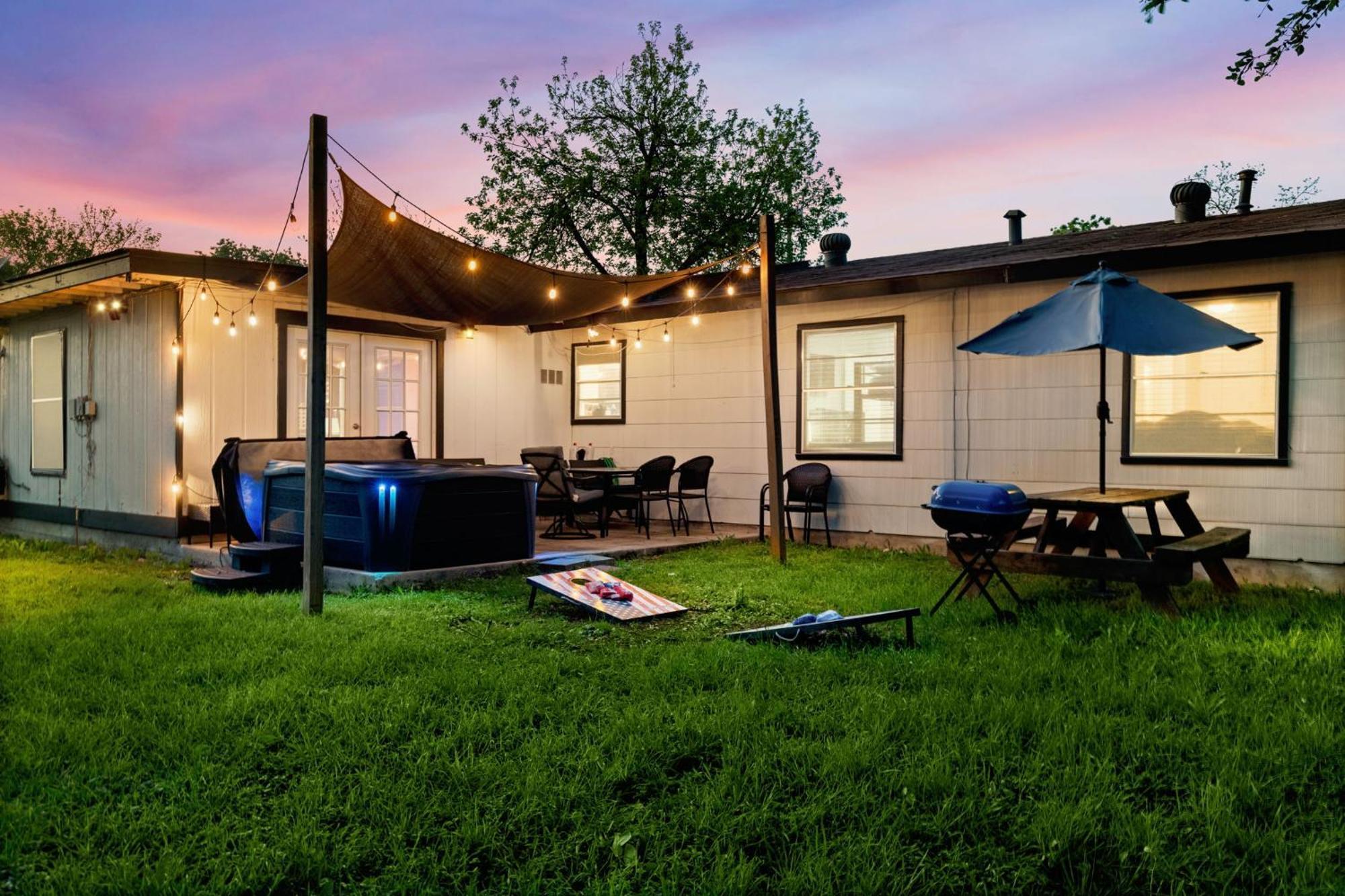 סן אנטוניו Cozy 3 Bedroom With Hot Tub 2 Min Away From Lackland מראה חיצוני תמונה